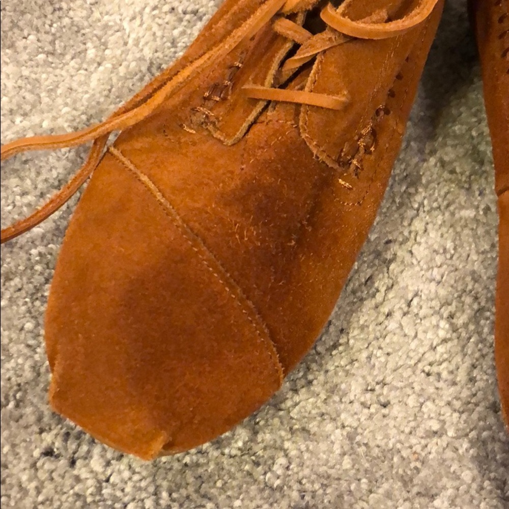 Toms booties - Picture 2 of 5